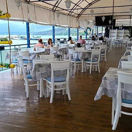Lotos Otel