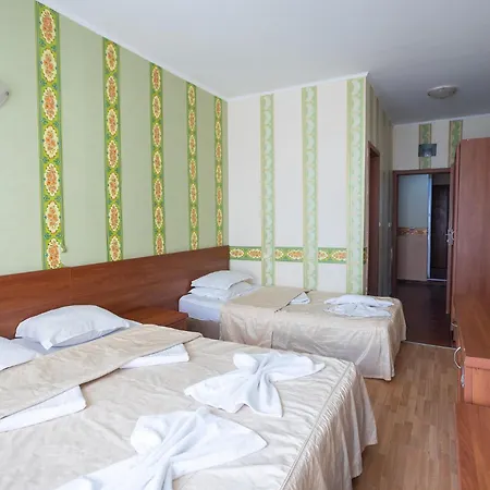 Hotel Lotos 3*