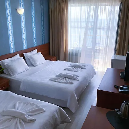 Otel Lotos