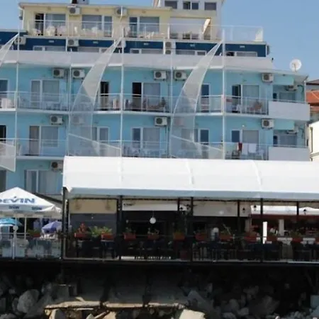 Hotel Lotos